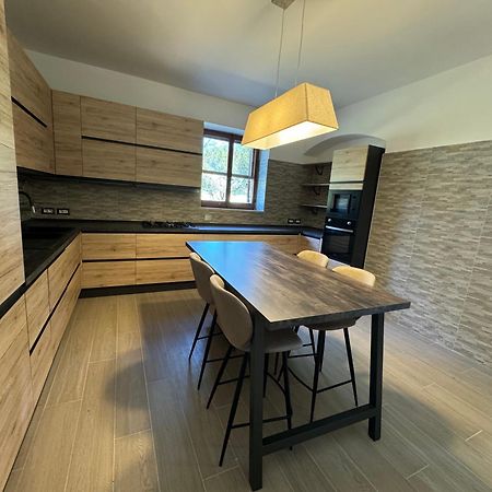 Gorgeous 2-Storey Villa With A Large Private Pool Todi Bagian luar foto